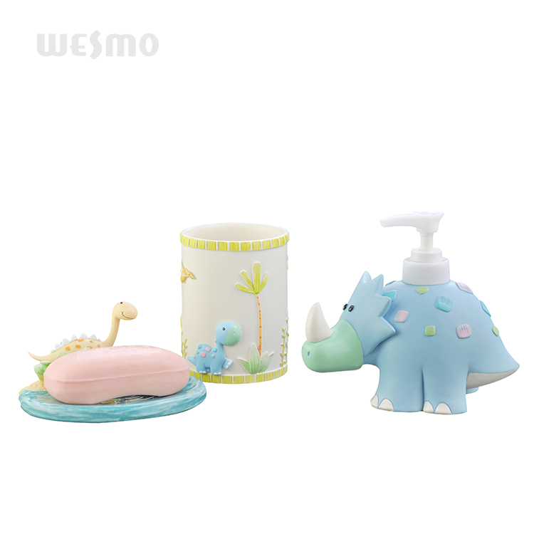 Various styles polyresin bath accessories kids baby bath tub accessories three-piece bathroom set